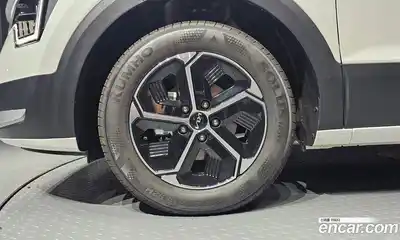 Kia Niro 2026 1.6 автомат (гидро), миниатюра 5
