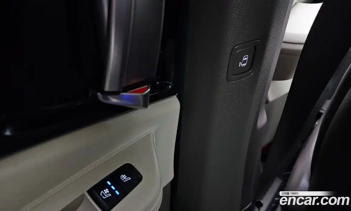 Kia Carnival 2024 3.5 автомат (гидро), фото 17