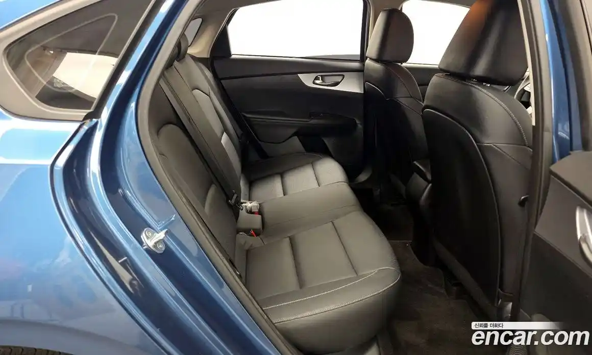 Kia K3 2021 1.6 автомат (гидро), фото 12