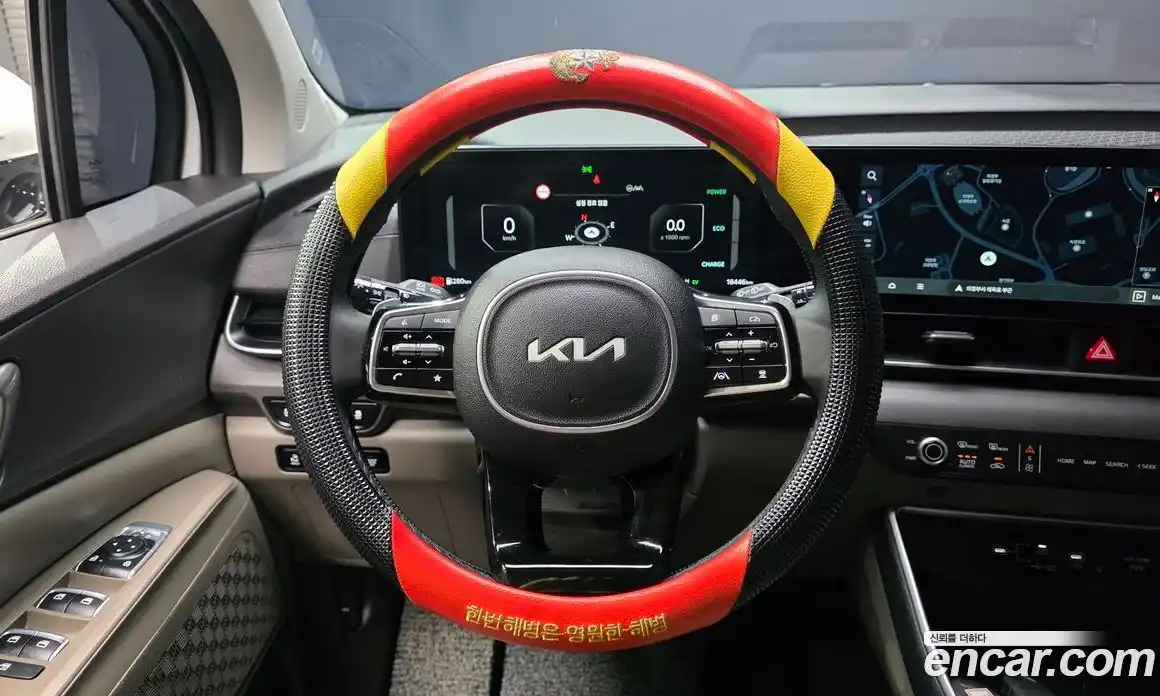 Kia Carnival 2024 1.6 автомат (гидро), фото 19