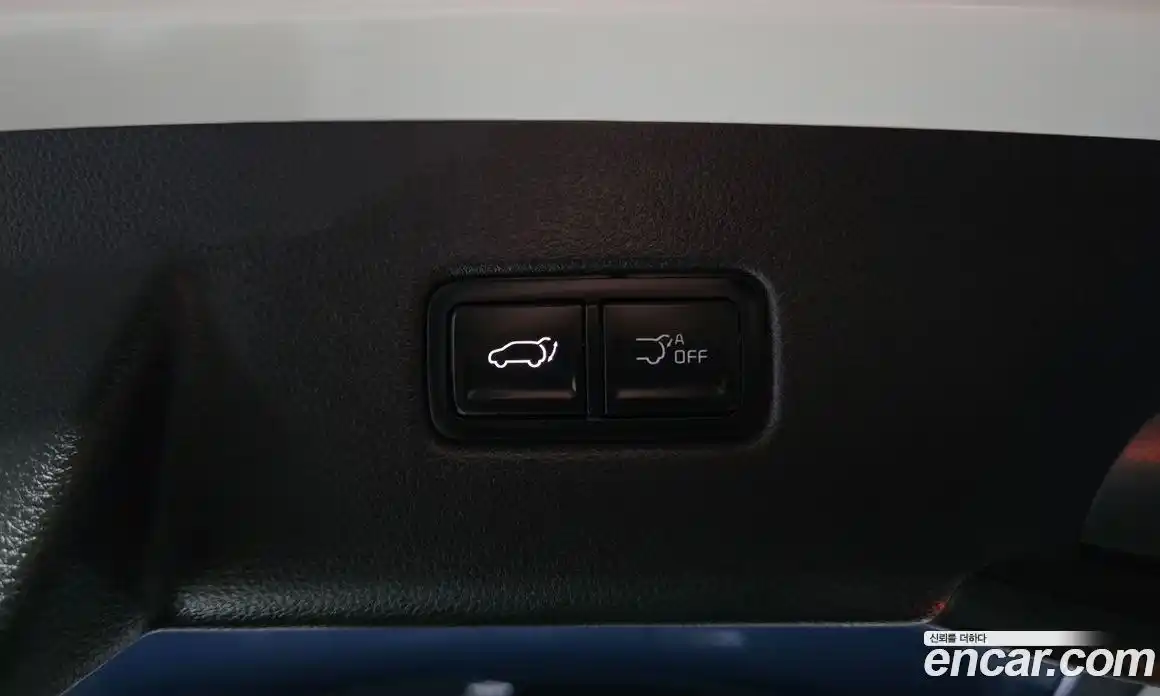 Kia Carnival 2024 1.6 автомат (гидро), фото 28