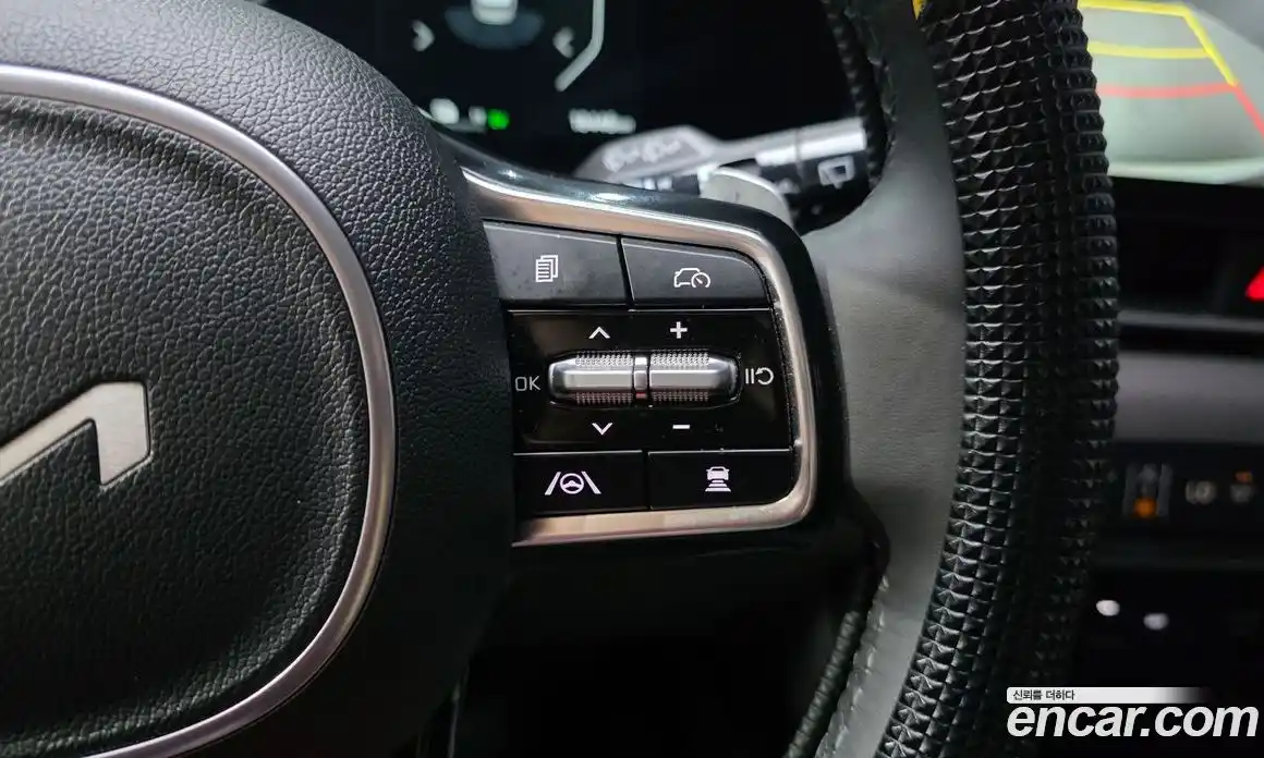 Kia Carnival 2024 1.6 автомат (гидро), фото 31