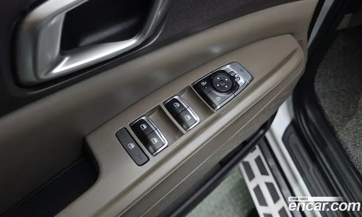 Kia Carnival 2024 1.6 автомат (гидро), фото 32