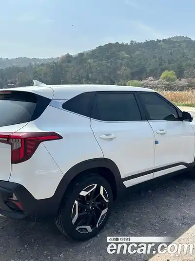 Kia Seltos 2025 1.6 автомат (гидро), миниатюра 5