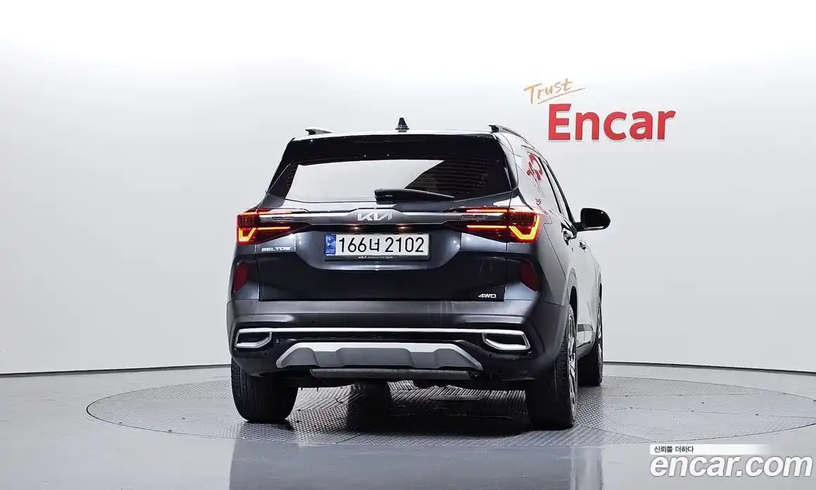 Kia Seltos 2022 1.6 автомат (гидро), фото 4 Kia Seltos 2022 1.6 автомат (гидро), фото 4