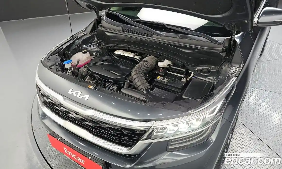 Kia Seltos 2022 1.6 автомат (гидро), фото 6 Kia Seltos 2022 1.6 автомат (гидро), фото 6
