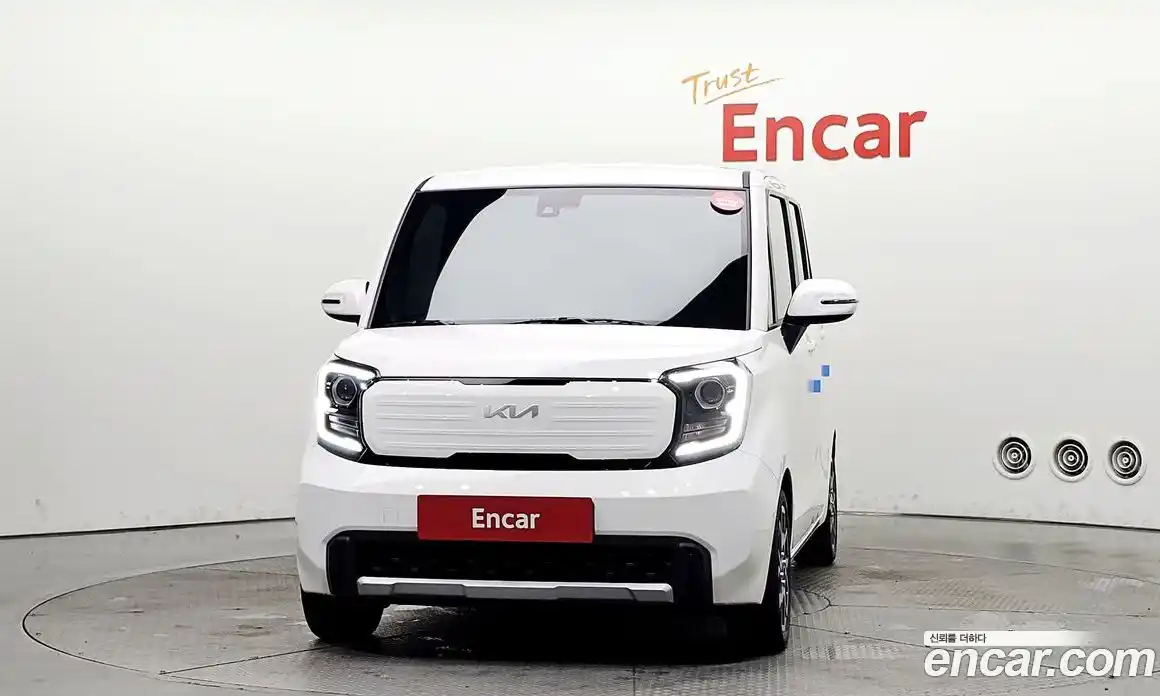 Kia Ray 2022 1.0 автомат (гидро), фото 3