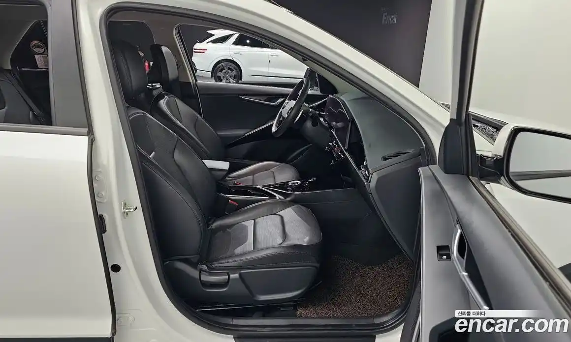 Kia Niro 2022 0.2 автомат (гидро), фото 16