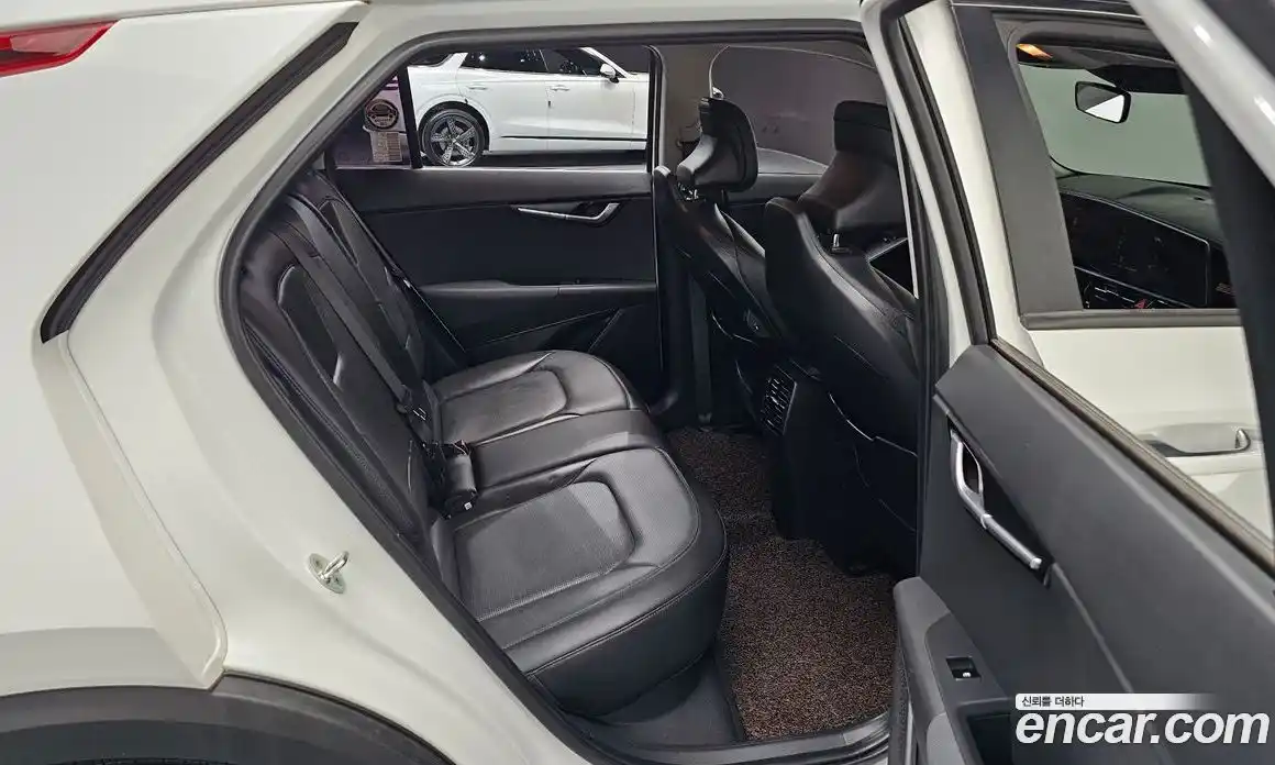 Kia Niro 2022 0.2 автомат (гидро), фото 17