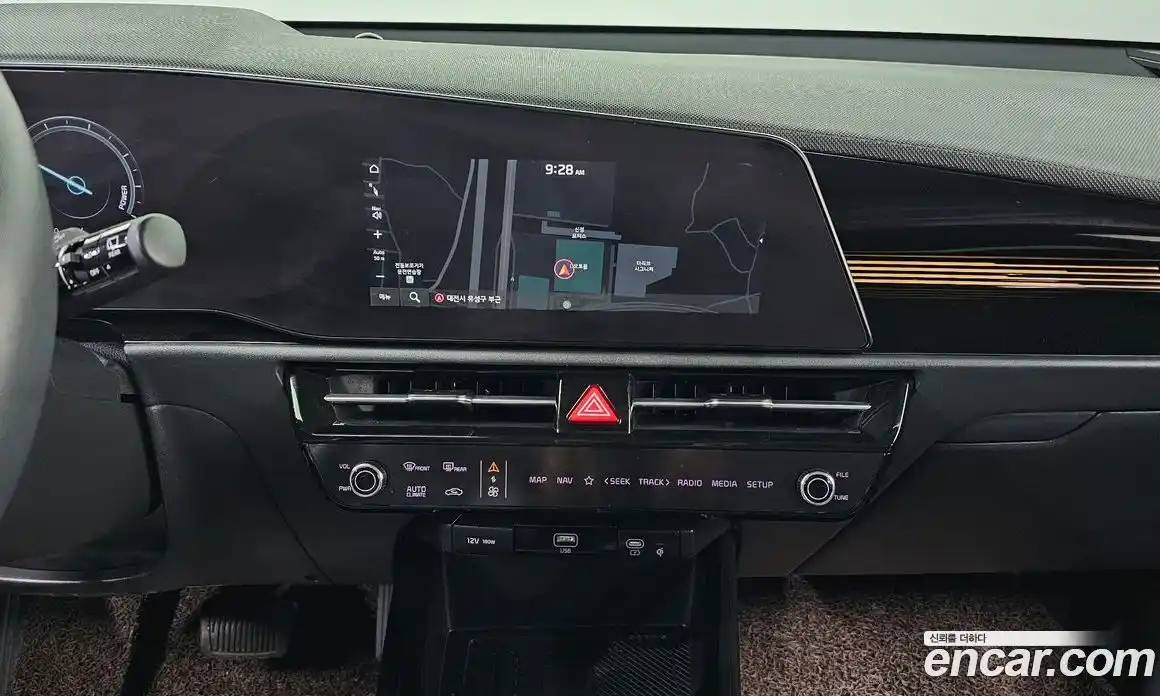 Kia Niro 2022 0.2 автомат (гидро), фото 23