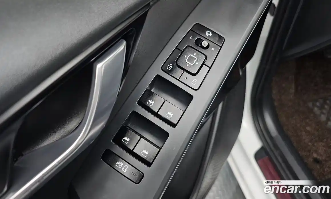 Kia Niro 2022 0.2 автомат (гидро), фото 25