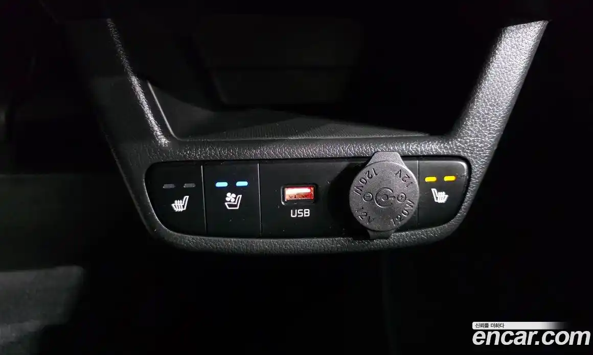 Kia Ray 2024 1.0 автомат (гидро), фото 28