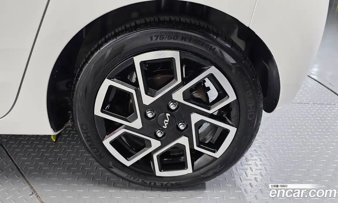 Kia Ray 2024 1.0 автомат (гидро), фото 7