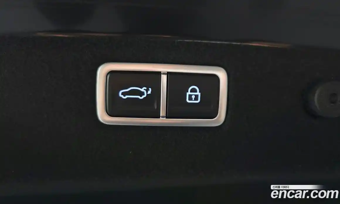 Genesis G70 2023 3.3 автомат (гидро), фото 18