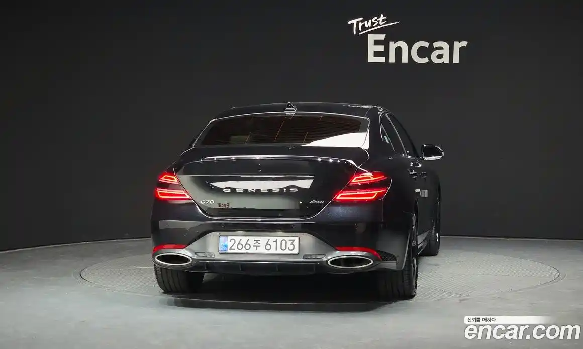 Genesis G70 2023 3.3 автомат (гидро), фото 4
