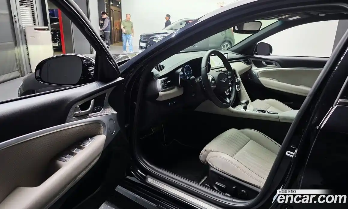 Genesis G70 2023 3.3 автомат (гидро), фото 10