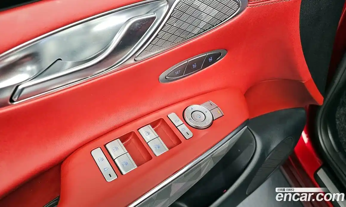Genesis GV70 2022 2.5 автомат (гидро), фото 23