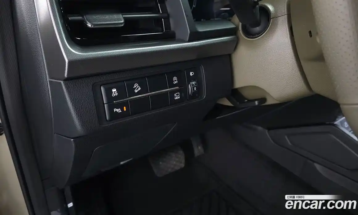 SsangYong Rexton 2025 2.2 автомат (гидро), фото 14