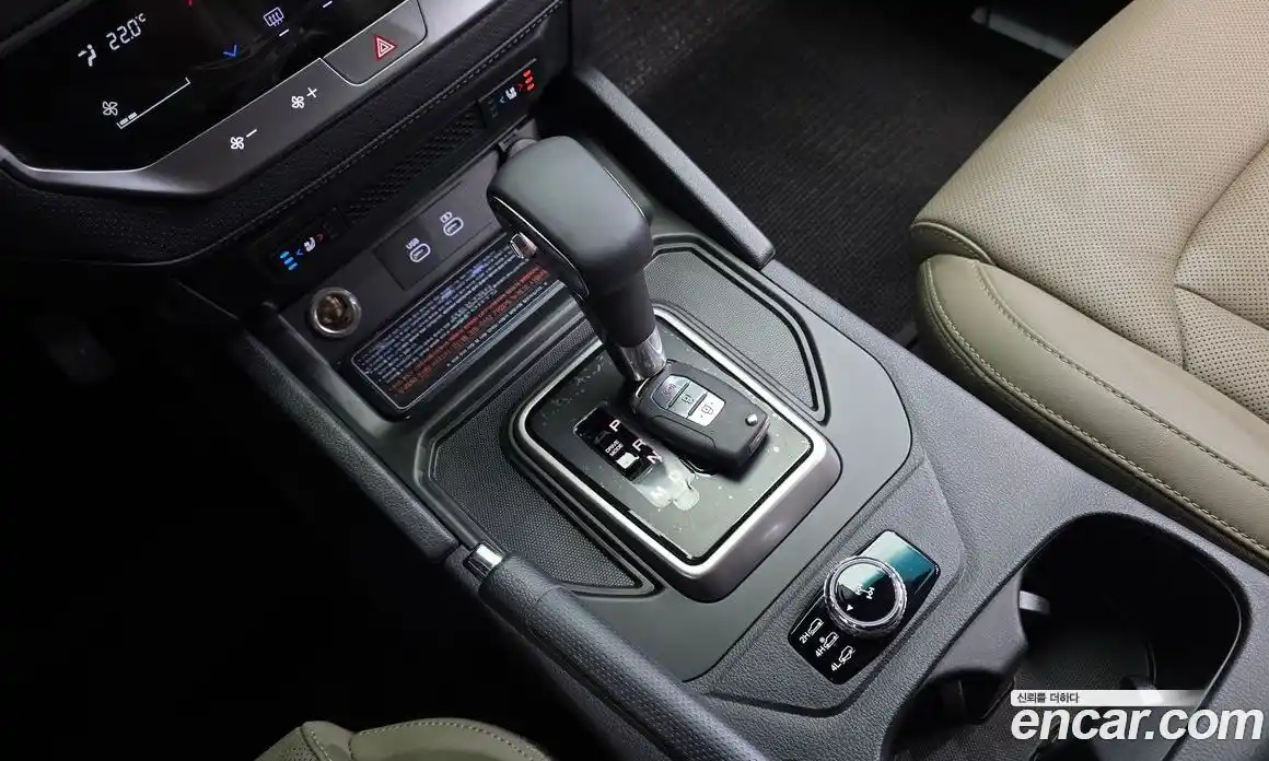 SsangYong Rexton 2025 2.2 автомат (гидро), фото 9