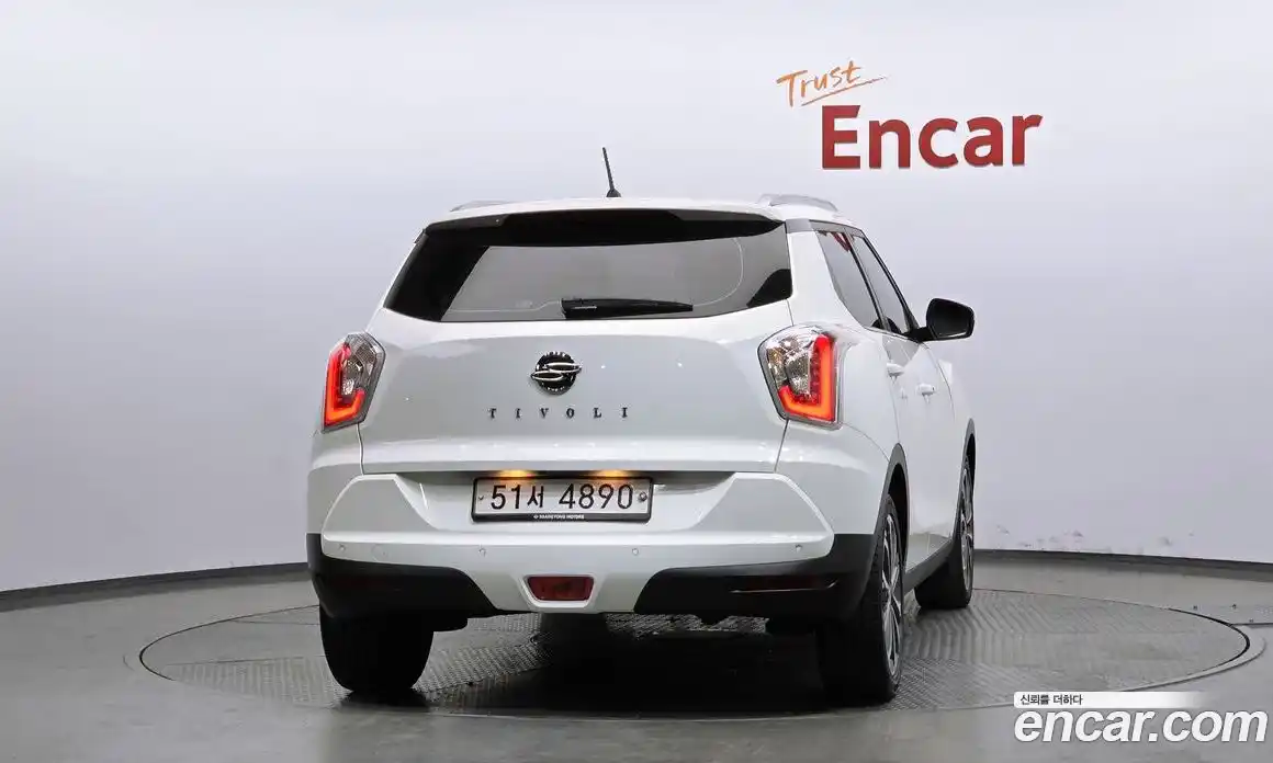SsangYong TIBOLI 2018 1.6 автомат (гидро), фото 4