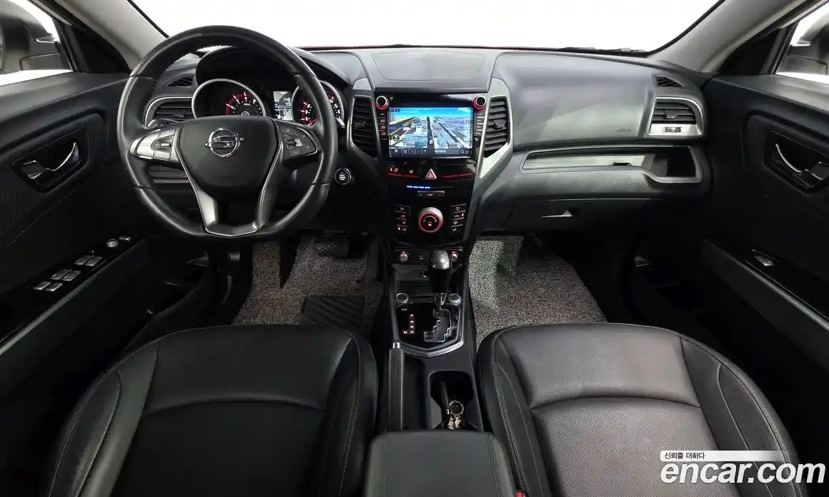 SsangYong TIBOLI 2018 1.6 автомат (гидро), фото 7