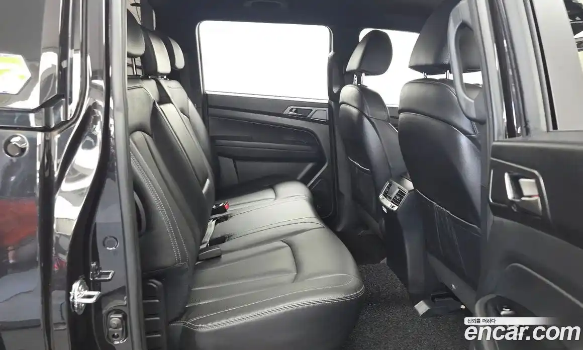 SsangYong Rexton 2024 2.2 автомат (гидро), фото 12