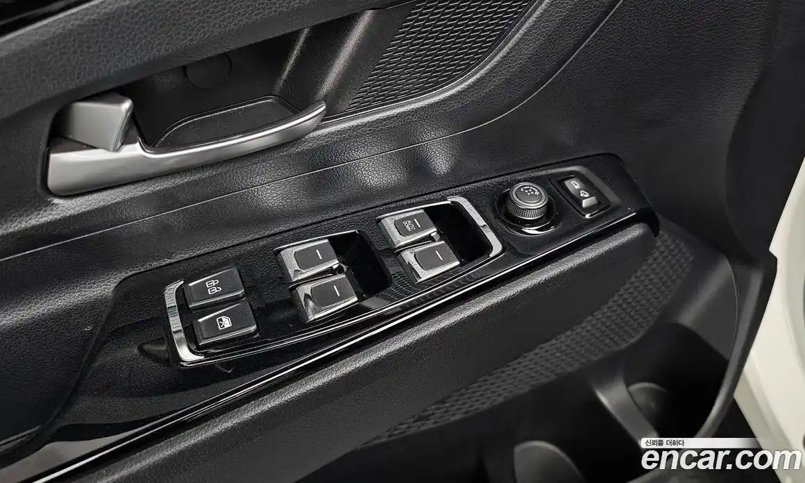 SsangYong Korando 2020 1.5 автомат (гидро), фото 17