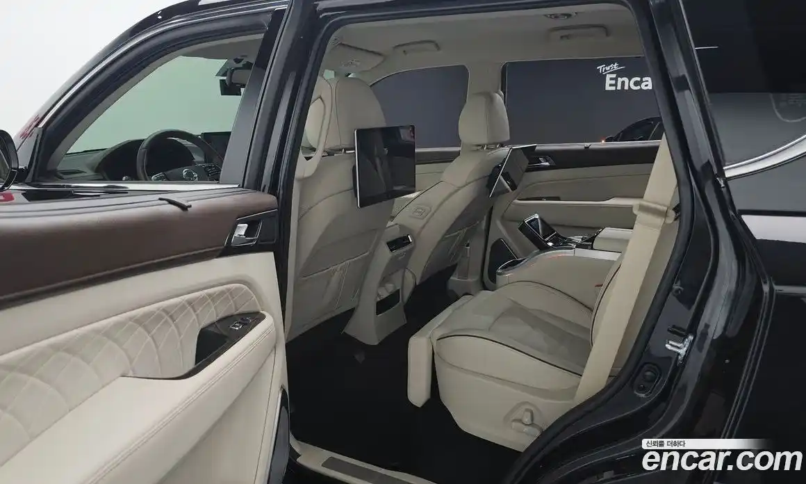 SsangYong Rexton 2024 2.2 автомат (гидро), фото 12