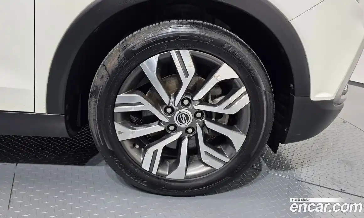 SsangYong TIBOLI 2019 1.6 автомат (гидро), фото 6