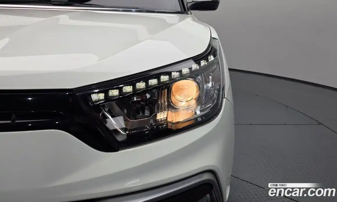 SsangYong TIBOLI 2019 1.6 автомат (гидро), фото 7