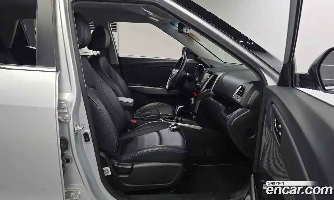 SsangYong TIBOLI 2016 1.6 автомат (гидро), фото 18