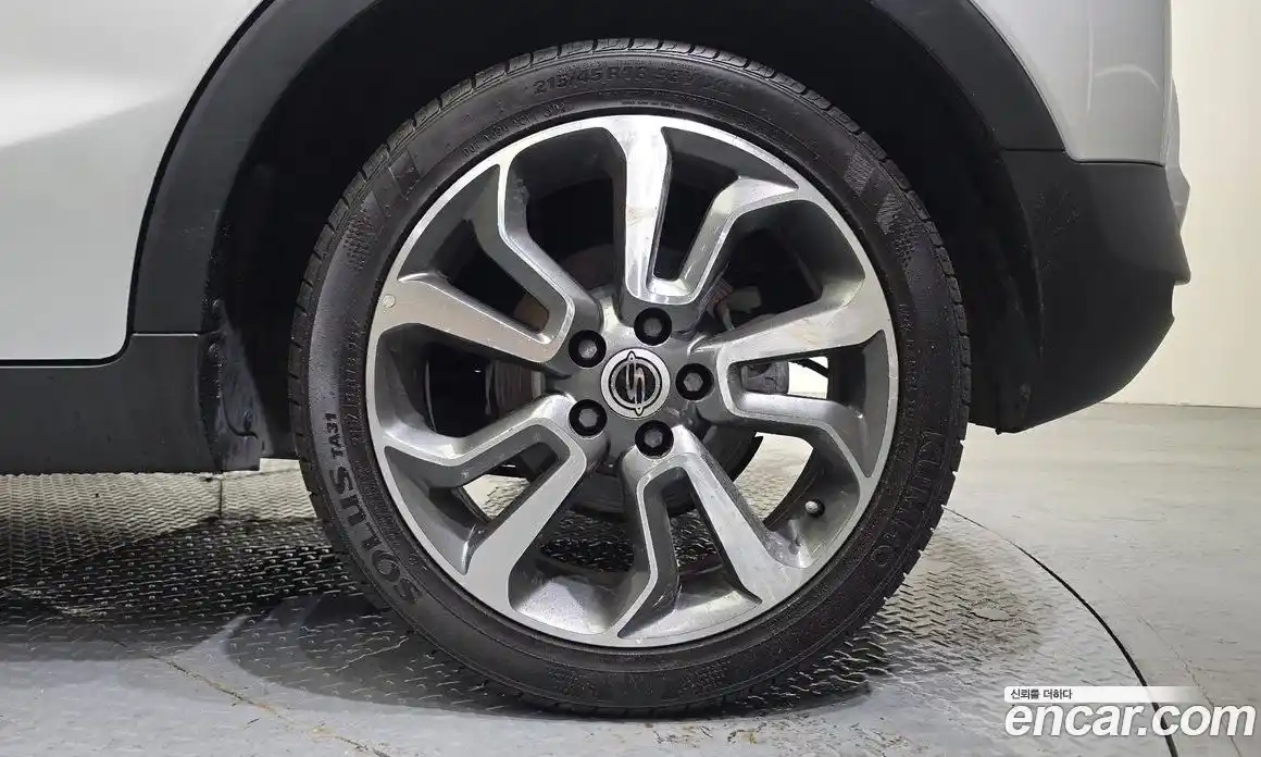 SsangYong TIBOLI 2016 1.6 автомат (гидро), фото 7