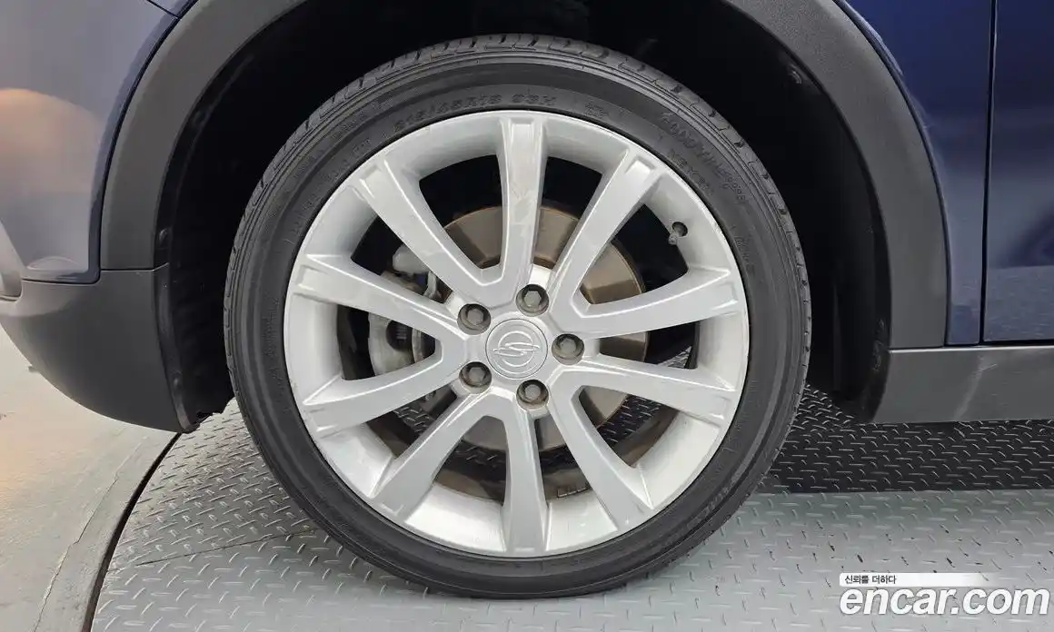 SsangYong TIBOLI 2016 1.6 автомат (гидро), фото 5