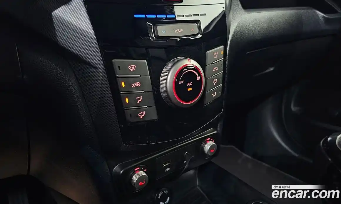 SsangYong TIBOLI 2017 1.6 автомат (гидро), фото 18