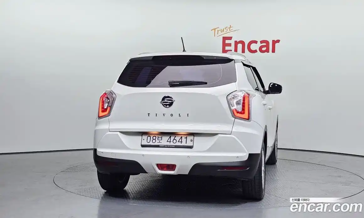 SsangYong TIBOLI 2017 1.6 автомат (гидро), фото 4