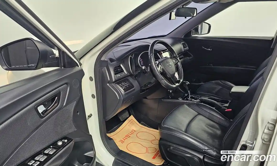 SsangYong TIBOLI 2017 1.6 автомат (гидро), фото 10