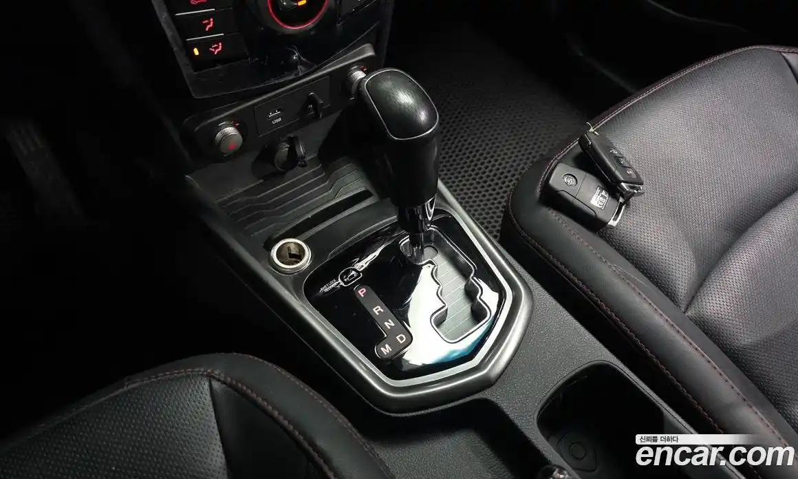 SsangYong TIBOLI 2016 1.6 автомат (гидро), фото 12