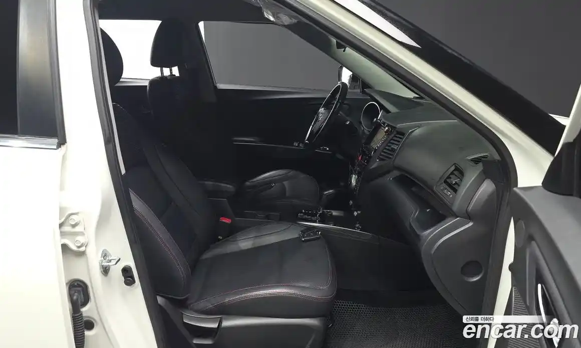SsangYong TIBOLI 2016 1.6 автомат (гидро), фото 17