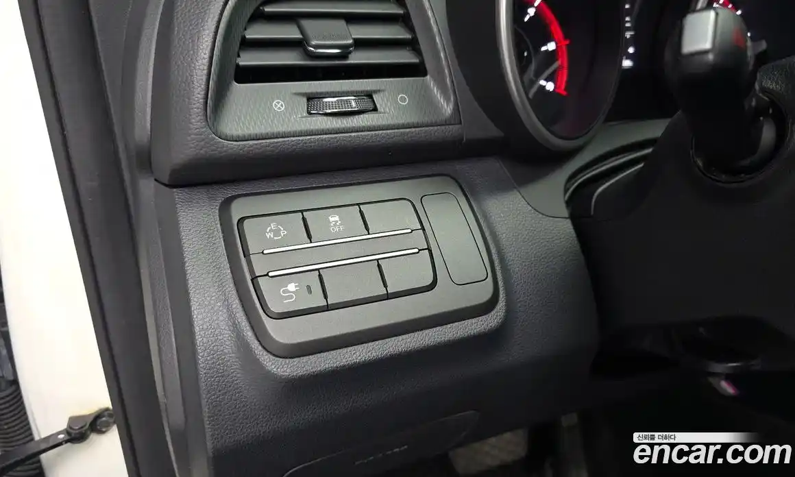 SsangYong TIBOLI 2016 1.6 автомат (гидро), фото 18