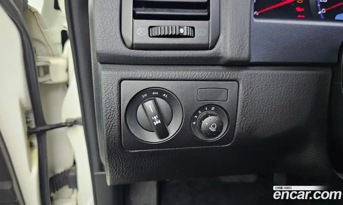 SsangYong Rexton 2016 2.2 автомат (гидро), фото 16