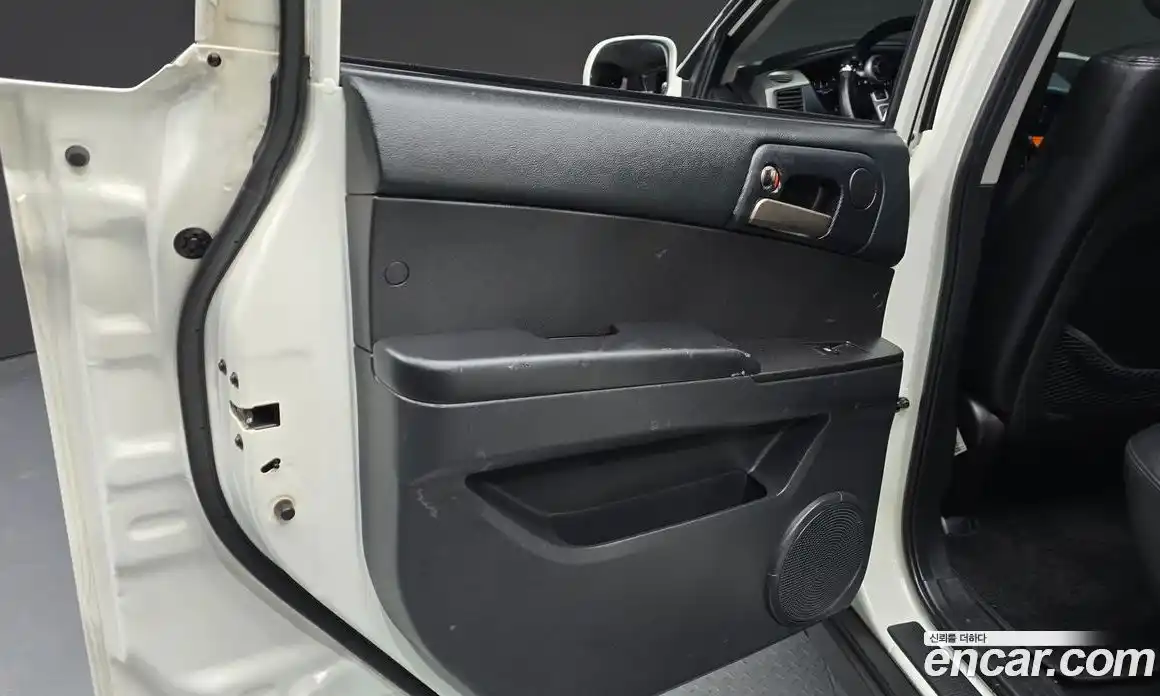 SsangYong Korando 2014 2.0 автомат (гидро), фото 15