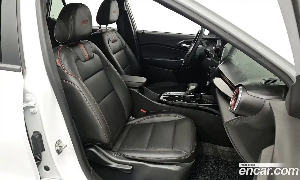 Chevrolet Trax 2024 1.2 автомат (гидро), фото 17
