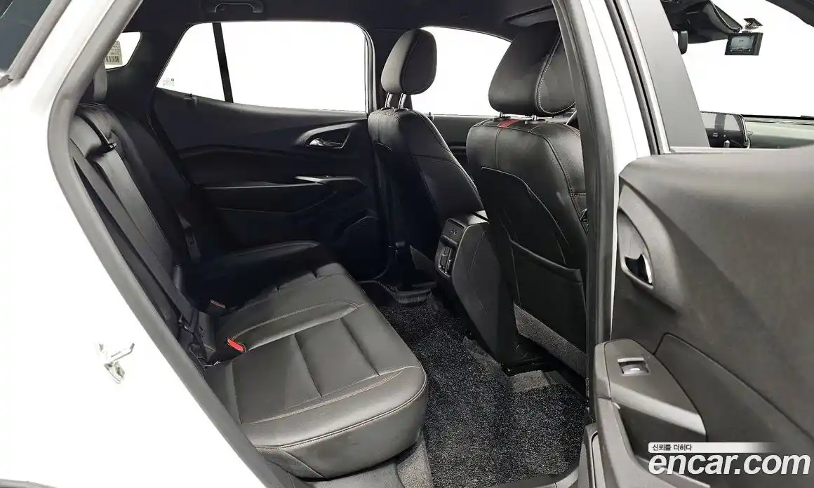 Chevrolet Trax 2024 1.2 автомат (гидро), фото 18