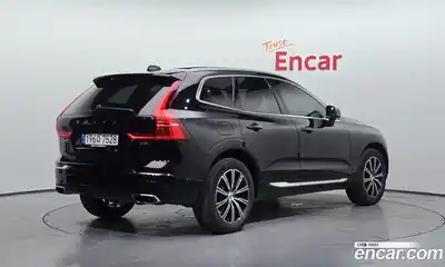 Volvo XC60 2021 2.0 автомат (гидро), миниатюра 2