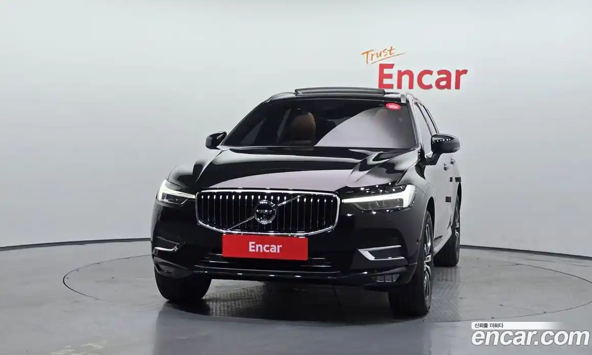 Volvo XC60 2021 2.0 автомат (гидро), фото 3