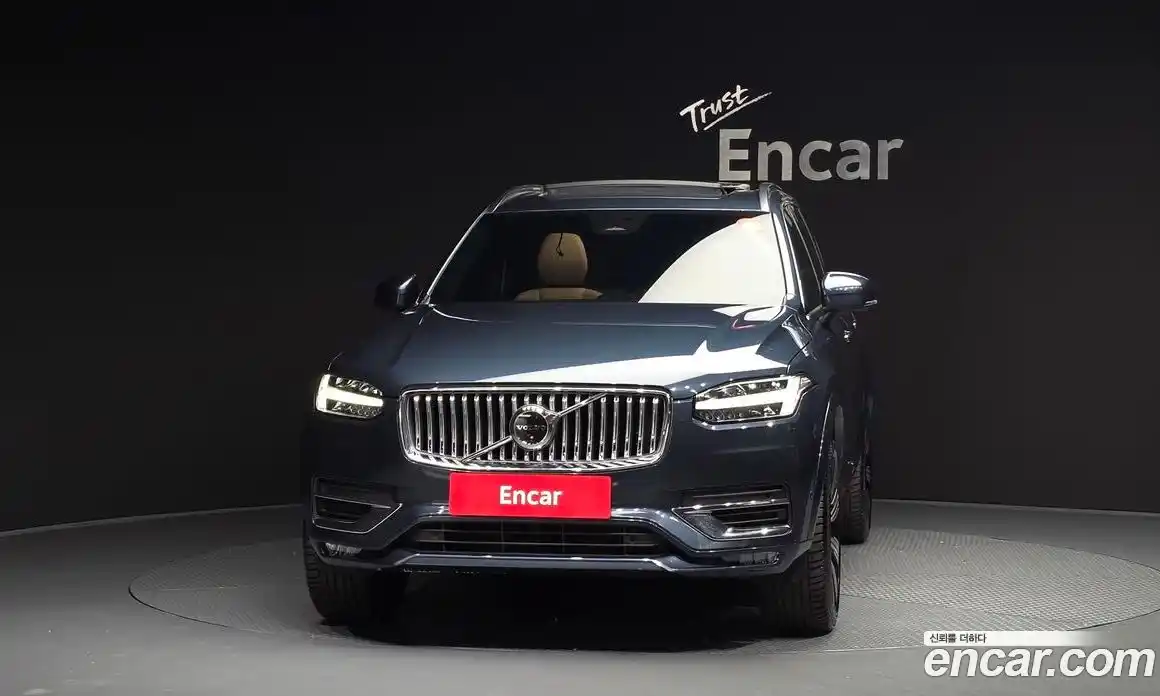 Volvo XC90 2023 2.0 автомат (гидро), фото 3