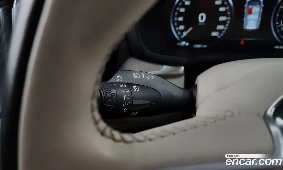 Volvo V60 2021 2.0 автомат (гидро), фото 29