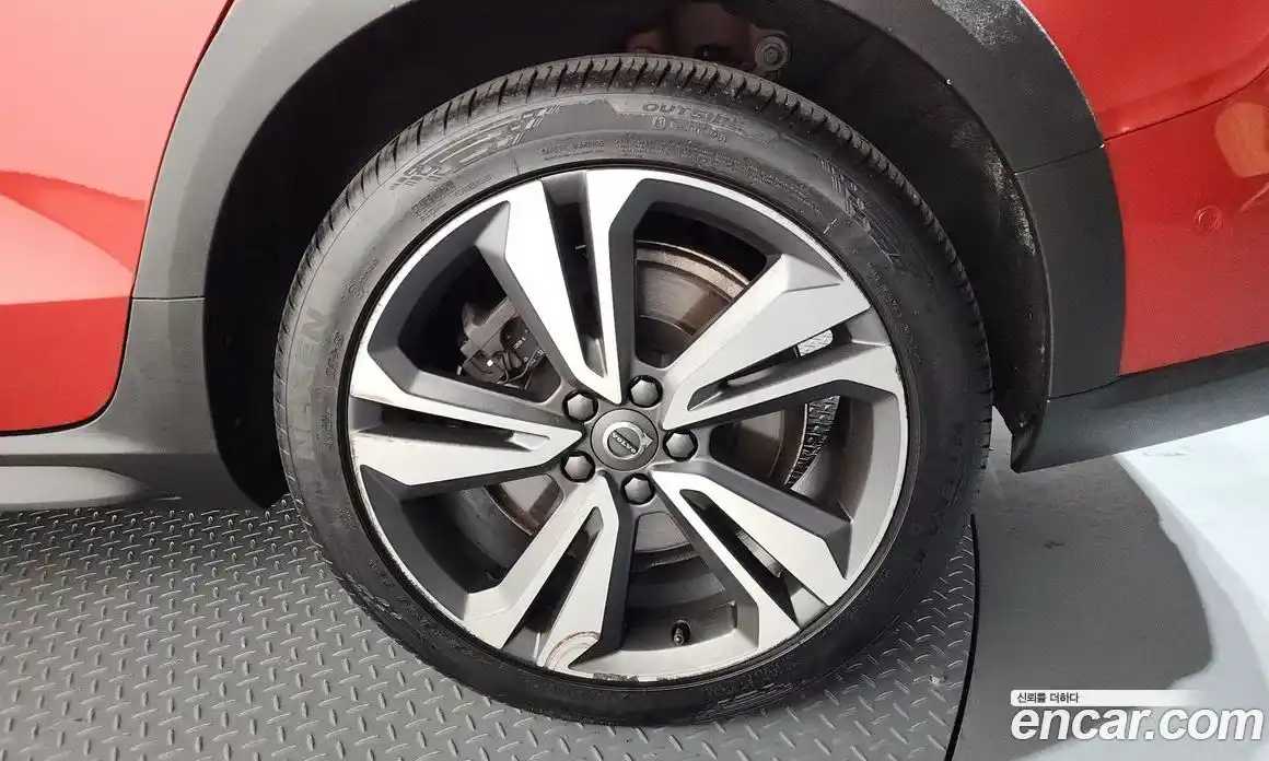 Volvo V60 2021 2.0 автомат (гидро), фото 7