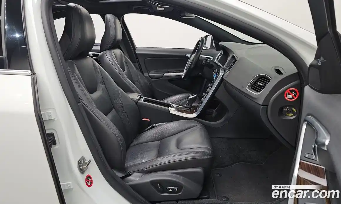 Volvo S60 2013 2.0 автомат (гидро), фото 17