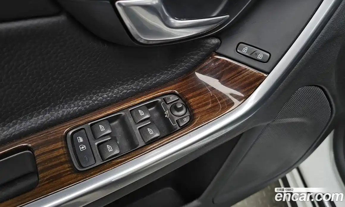 Volvo S60 2013 2.0 автомат (гидро), фото 26